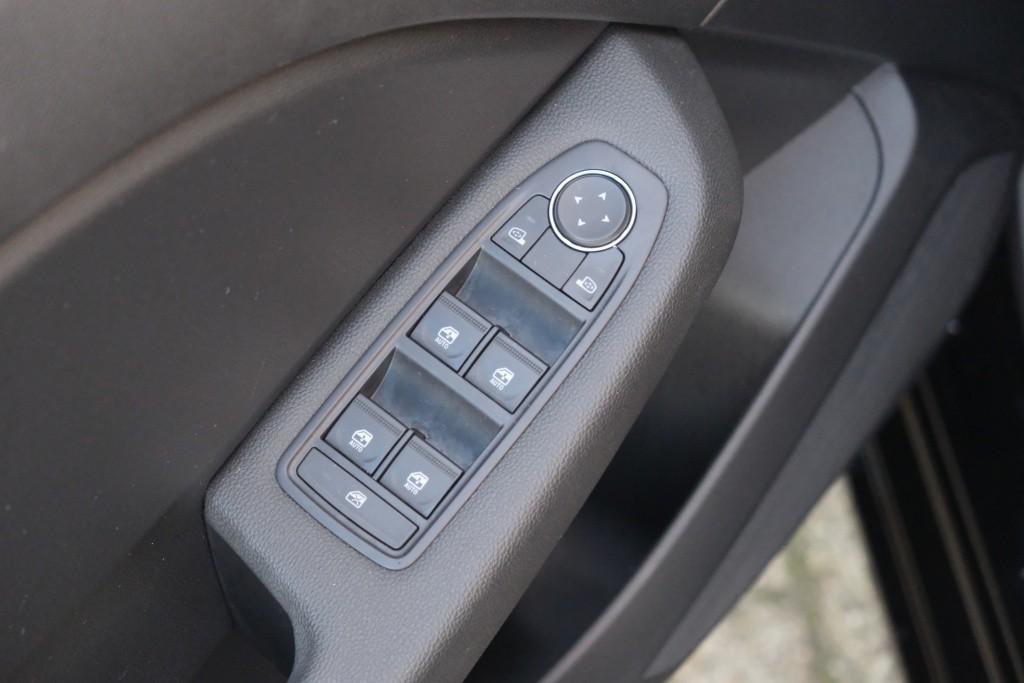 Renault Clio 1.0 TCe 90pk Evolution | App Connect | Airco | Cruise | LED | DAB | PDC afbeelding 21