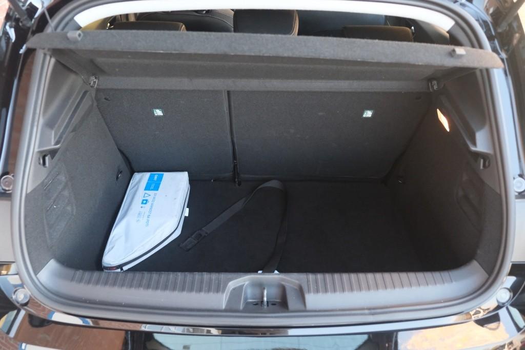 Renault Clio 1.0 TCe 90pk Evolution | App Connect | Airco | Cruise | LED | DAB | PDC afbeelding 26