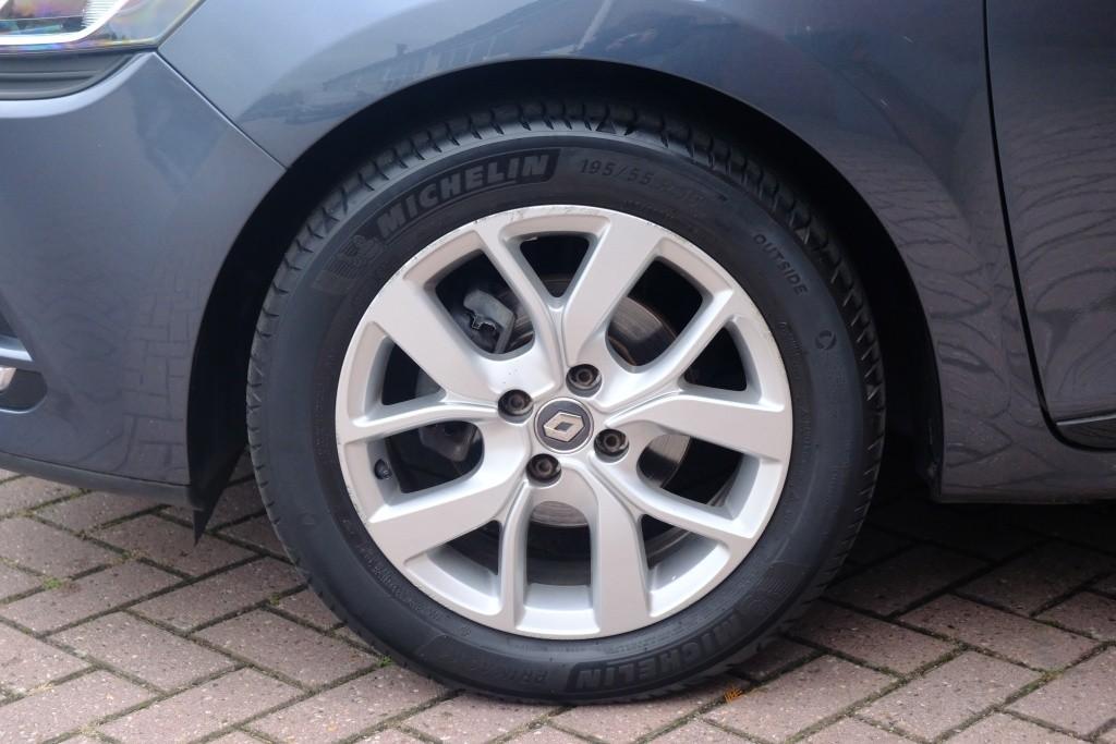 Renault Clio 0.9 TCe 90pk Limited | Navi | Airco | Cruise | PDC afbeelding 23