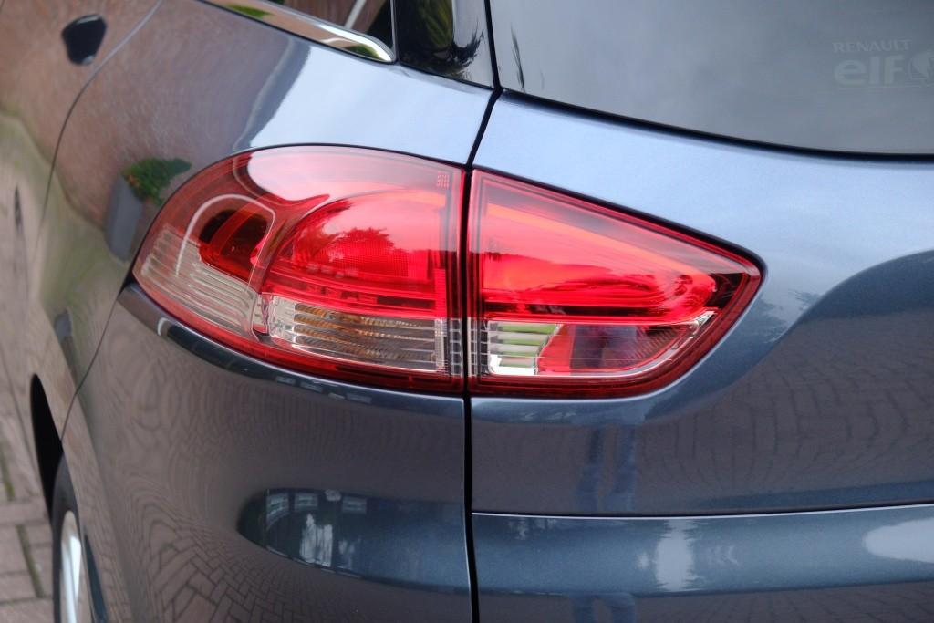 Renault Clio 0.9 TCe 90pk Limited | Navi | Airco | Cruise | PDC afbeelding 24