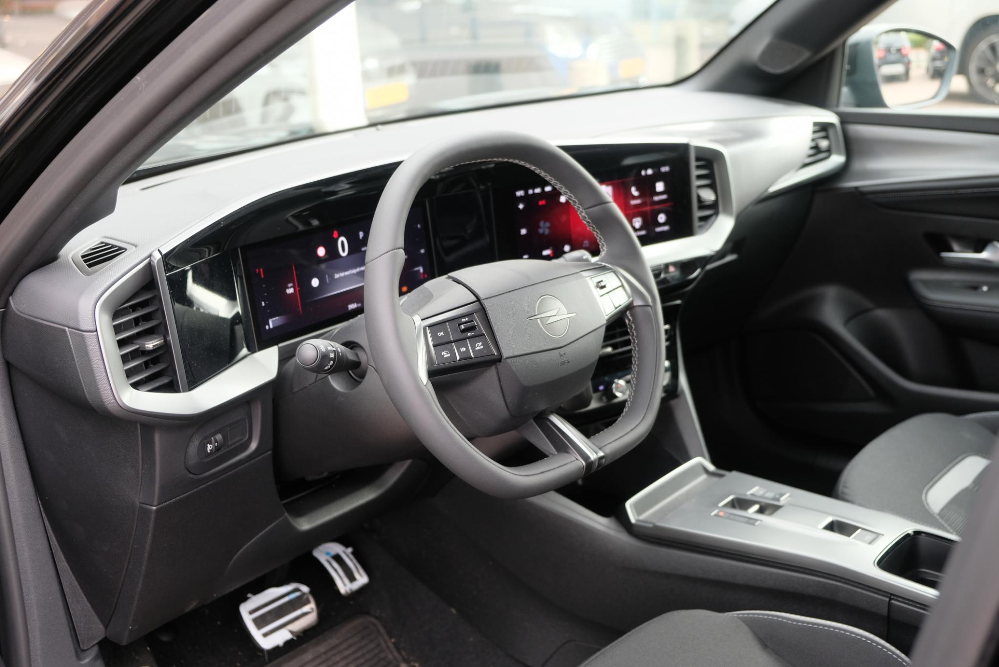 Opel Mokka 1.2 Turbo 130pk EAT8 GS | Nieuw Model ! | App Connect | Climate | Cruise | PDC | Winter Pakket afbeelding 8