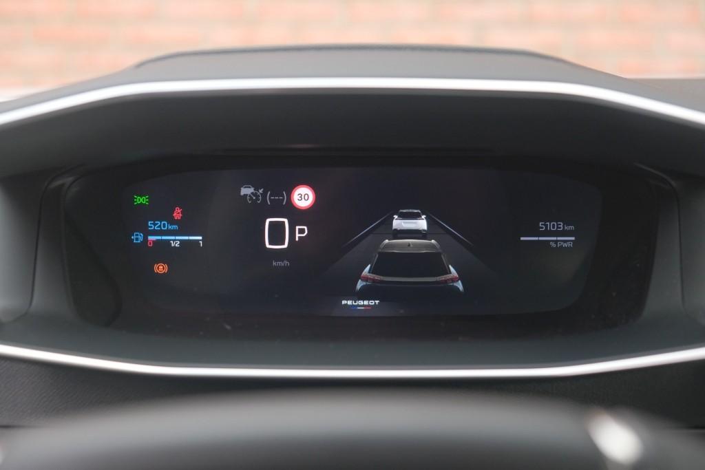 Peugeot 2008 1.2 Hybrid 145pk e-DCS6 GT | Navi | App Connect | Adaptive Cruise | Keyless | Alcantara | Camera | PDC afbeelding 10