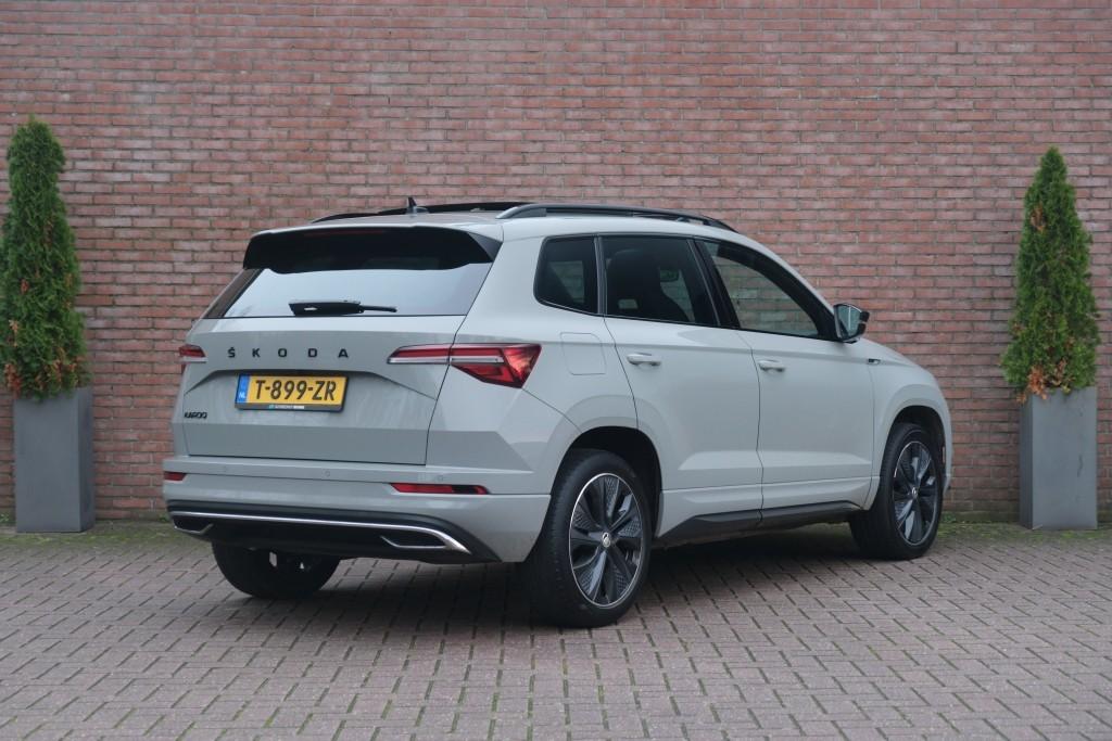 Skoda Karoq 1.5 TSi 150pk DSG Sportline Business | Navi | App Connect | Climate | Adaptive Cruise | Panoramadak | Keyless | Camera | Trekhaak afbeelding 32