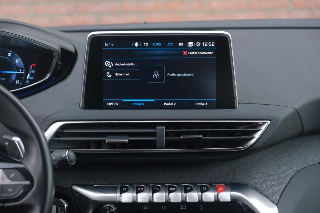 Peugeot 3008 1.2 PureTech 130pk EAT8 Allure | Navi | App Connect | Climate | Cruise | Camera | PDC | Trekhaak afbeelding 13