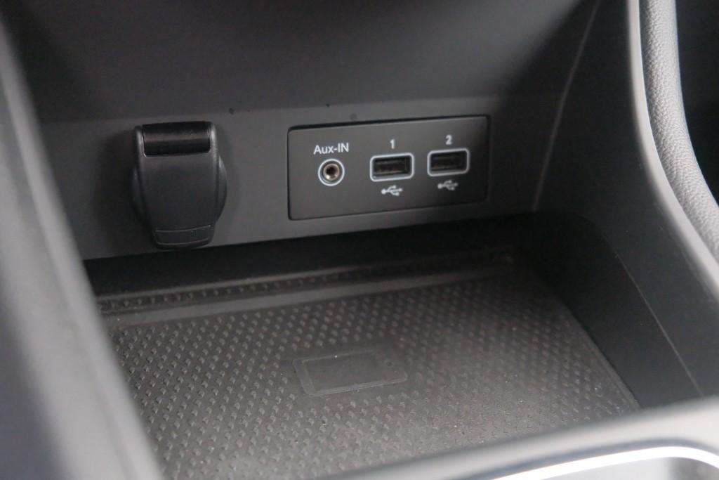 Renault Captur 1.0 TCe 90pk Intens | Navi | Climate | Cruise | Keyless | Camera | PDC afbeelding 26