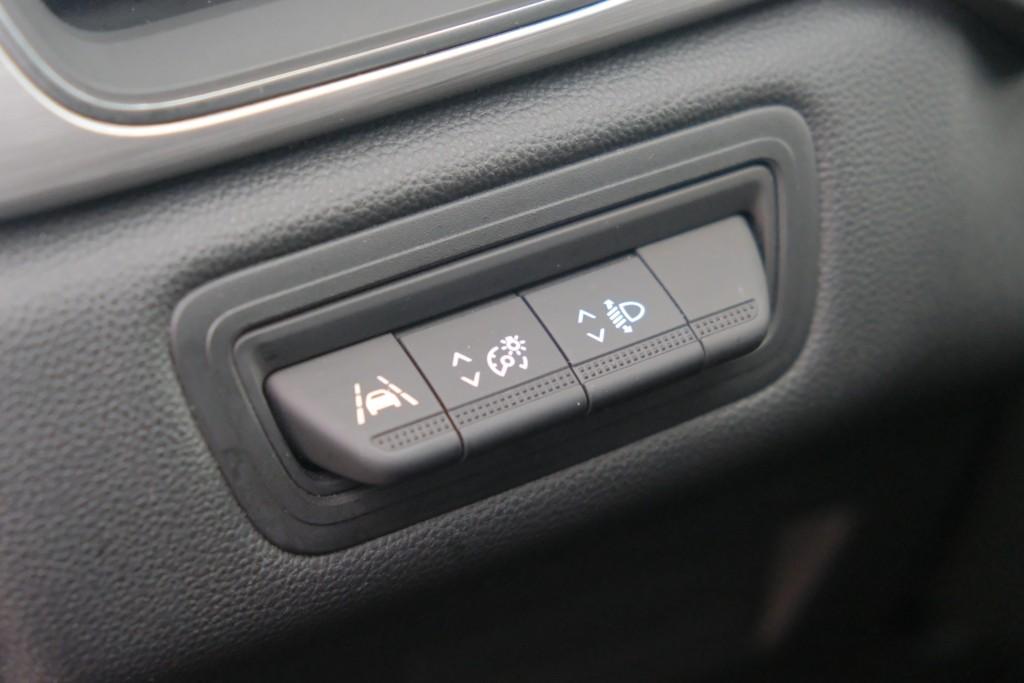 Renault Captur 1.0 TCe 90pk Intens | Navi | Climate | Cruise | Keyless | Camera | PDC afbeelding 29