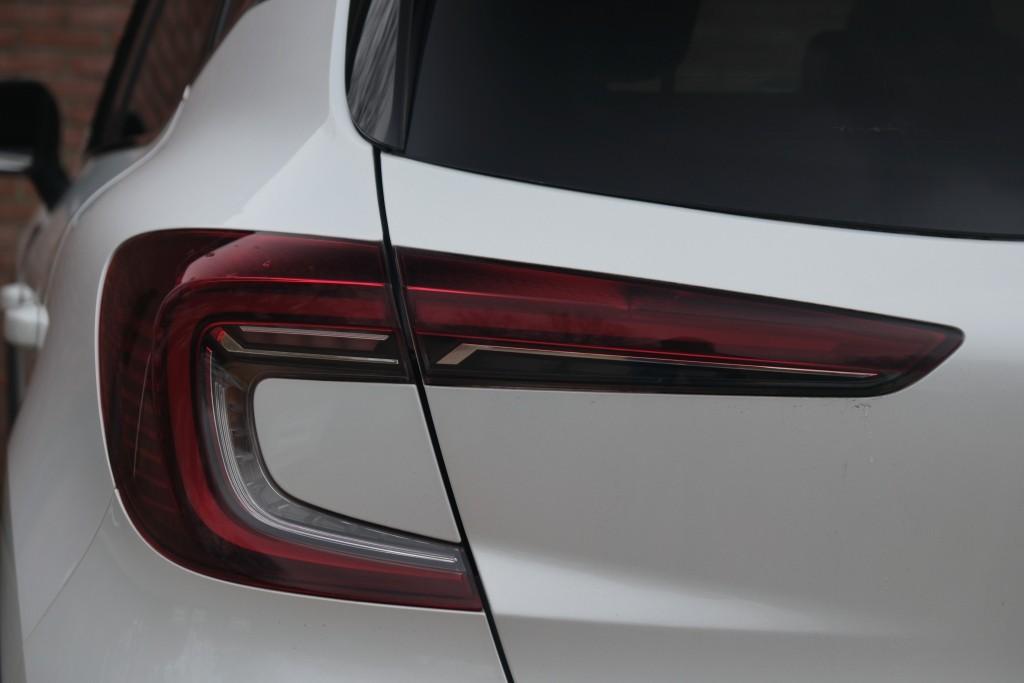 Renault Captur 1.0 TCe 90pk Intens | Navi | Climate | Cruise | Keyless | Camera | PDC afbeelding 33