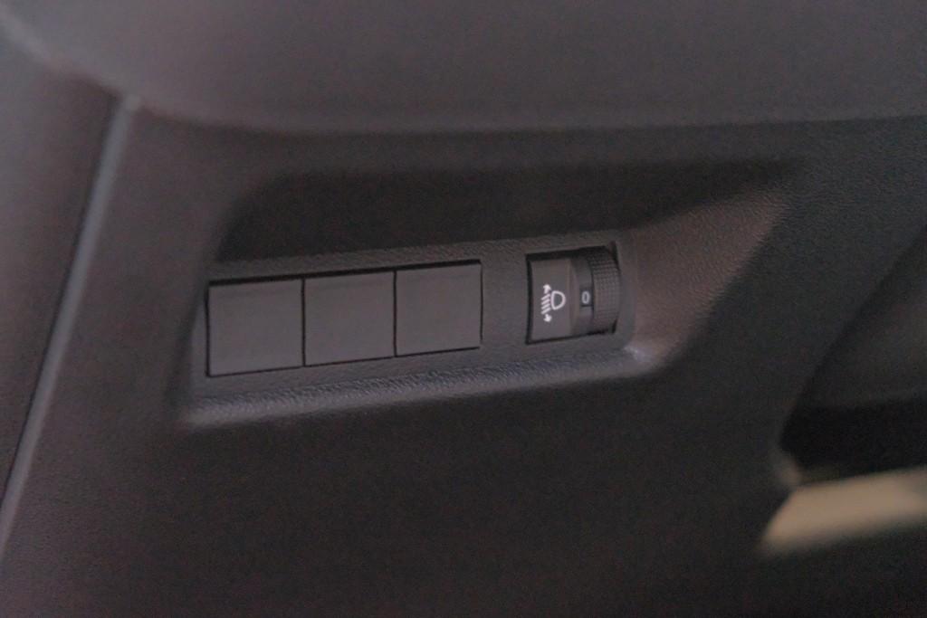 Fiat 600 1.2 Hybrid 110pk DCT6 La Prima | Navi | App Connect | Adaptive Cruise | Climate | Keyless | Camera | Leder | Elektrische Achterklep afbeelding 21