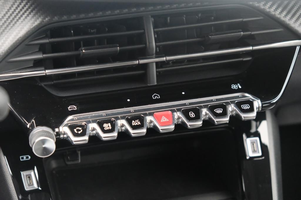 Peugeot 208 1.2 Hybrid 110pk e-DCS6 Allure | Navi | App Connect | Climate | Cruise | Camera | Blind Spot | PDC afbeelding 23