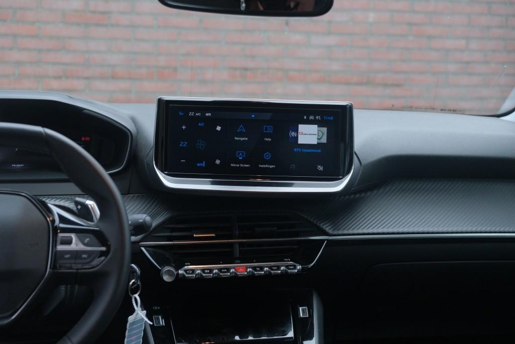 Peugeot 208 1.2 Hybrid 110pk e-DCS6 Allure | Navi | App Connect | Climate | Cruise | Camera | Blind Spot | PDC afbeelding 15