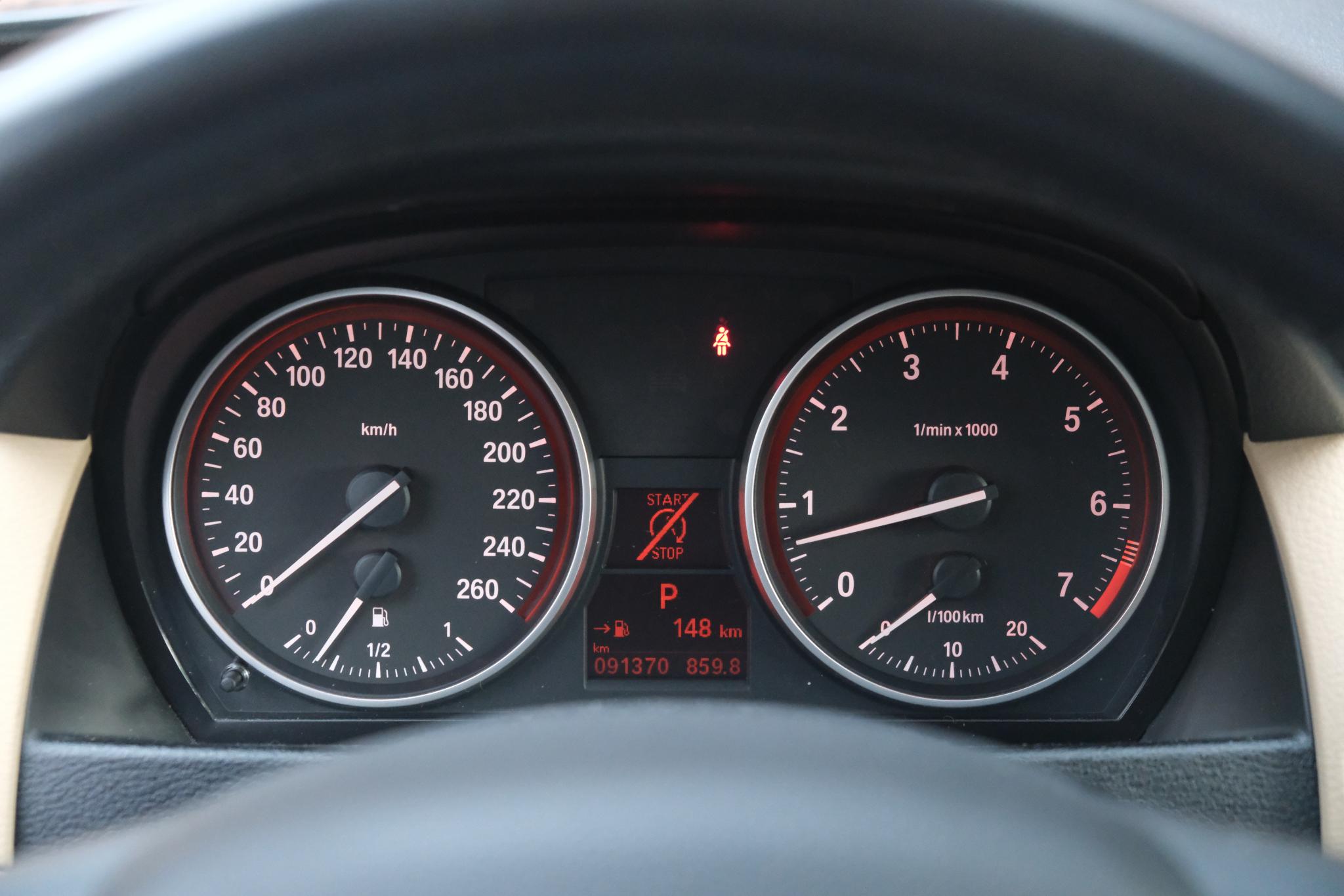 BMW X1 xDrive20i 184pk Aut. High Executive | Navi | Climate | Cruise | Xenon | Stoelverwarming | Leder | PDC afbeelding 12