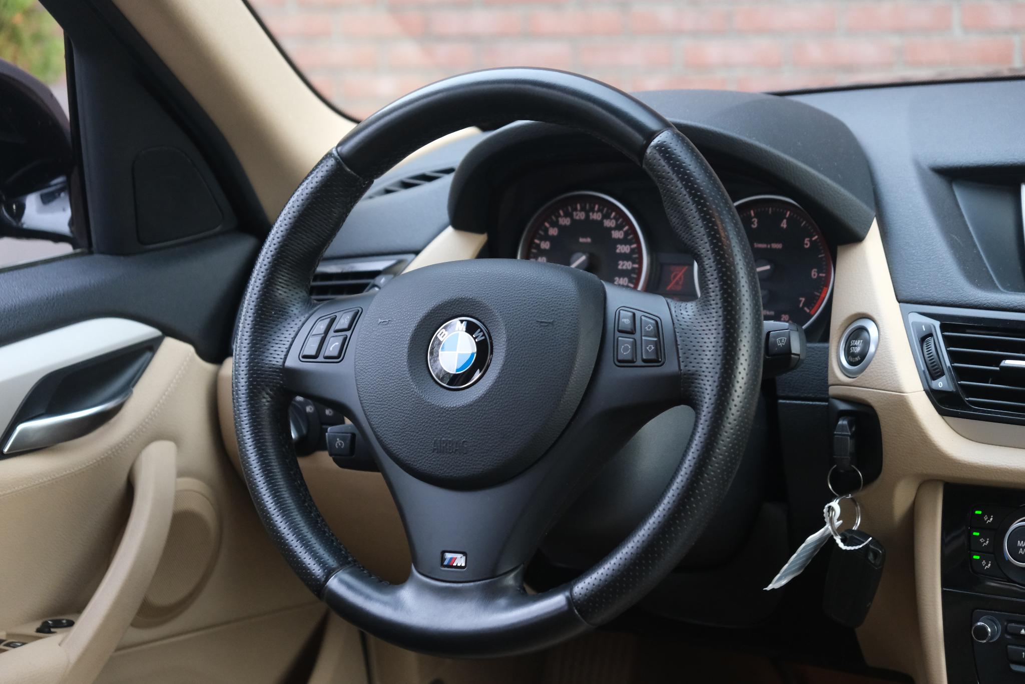 BMW X1 xDrive20i 184pk Aut. High Executive | Navi | Climate | Cruise | Xenon | Stoelverwarming | Leder | PDC afbeelding 13