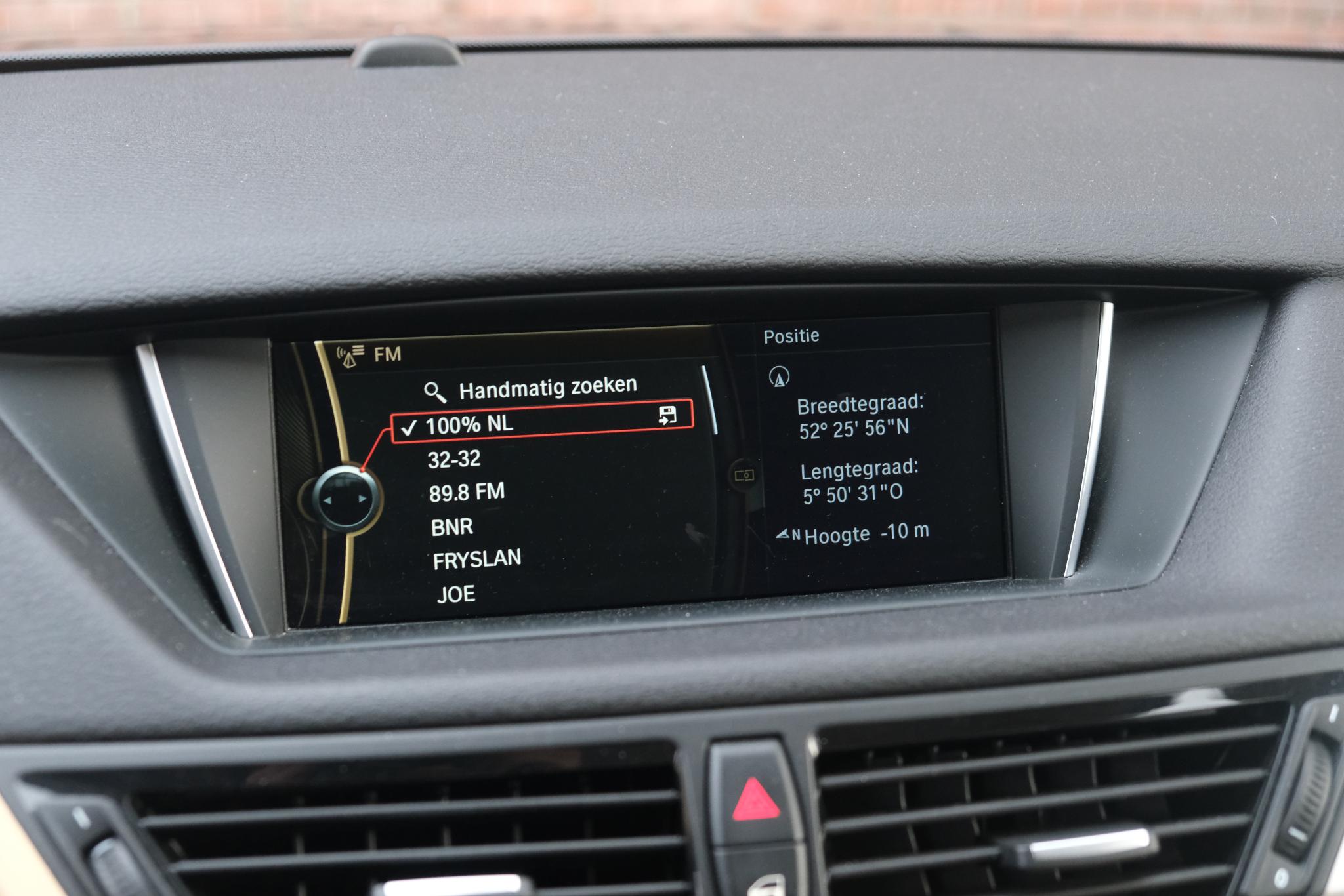 BMW X1 xDrive20i 184pk Aut. High Executive | Navi | Climate | Cruise | Xenon | Stoelverwarming | Leder | PDC afbeelding 18