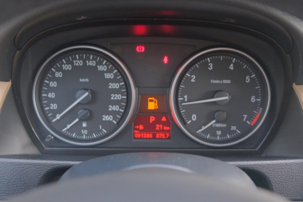 BMW X1 xDrive20i 184pk Aut. High Executive | Navi | Climate | Cruise | Xenon | Stoelverwarming | Leder | PDC afbeelding 12