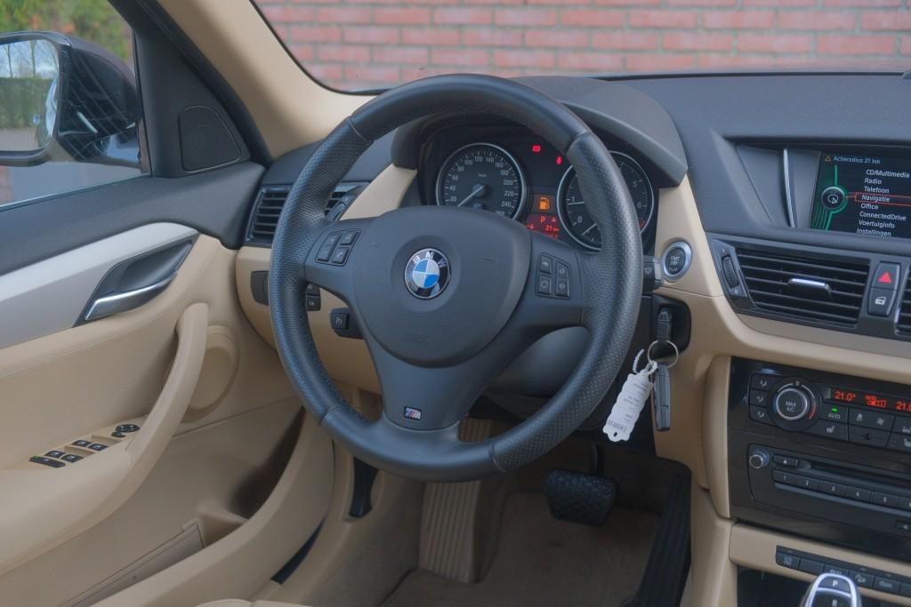 BMW X1 xDrive20i 184pk Aut. High Executive | Navi | Climate | Cruise | Xenon | Stoelverwarming | Leder | PDC afbeelding 13