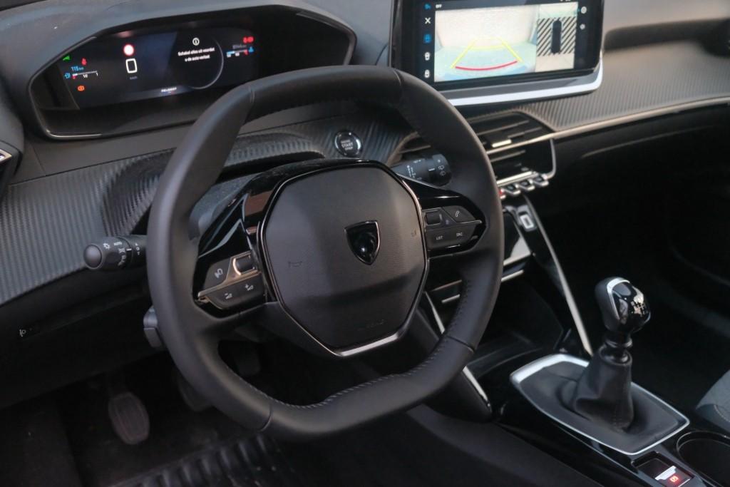 Peugeot 2008 1.2 PureTech 100pk Allure | App Connect | Keyless | Adaptive Cruise | Camera | Dodehoek | PDC afbeelding 8