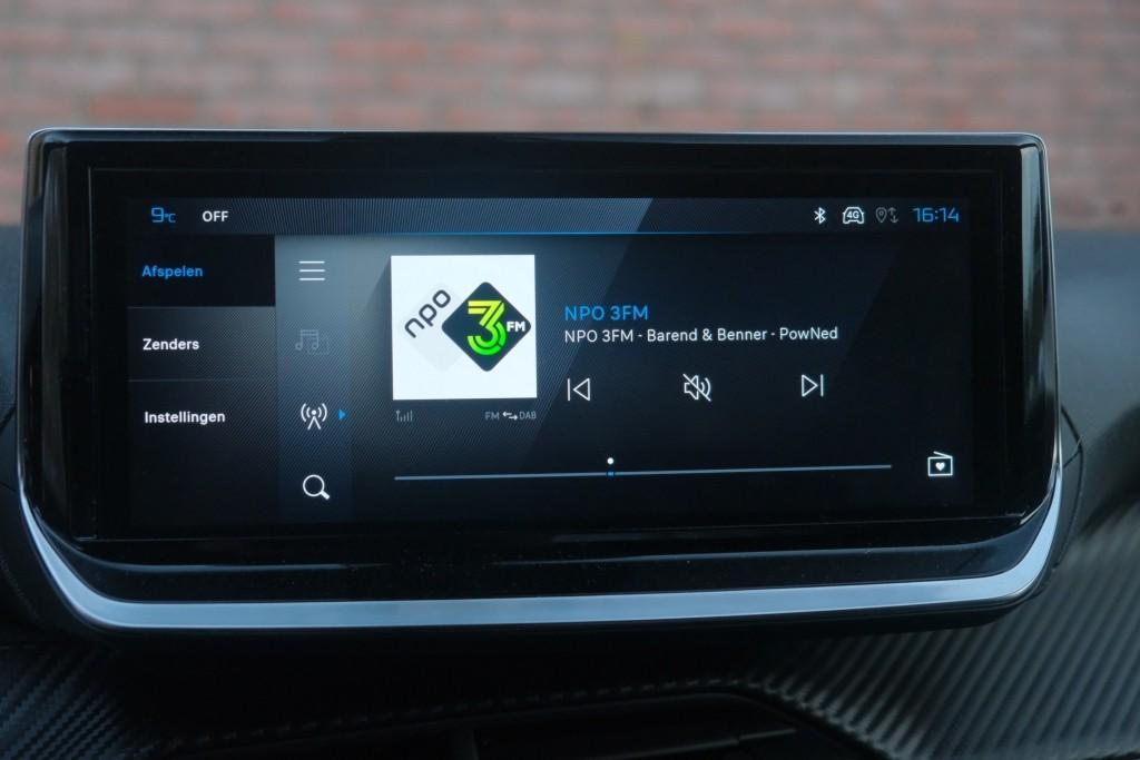 Peugeot 2008 1.2 PureTech 100pk Allure | App Connect | Keyless | Adaptive Cruise | Camera | Dodehoek | PDC afbeelding 16