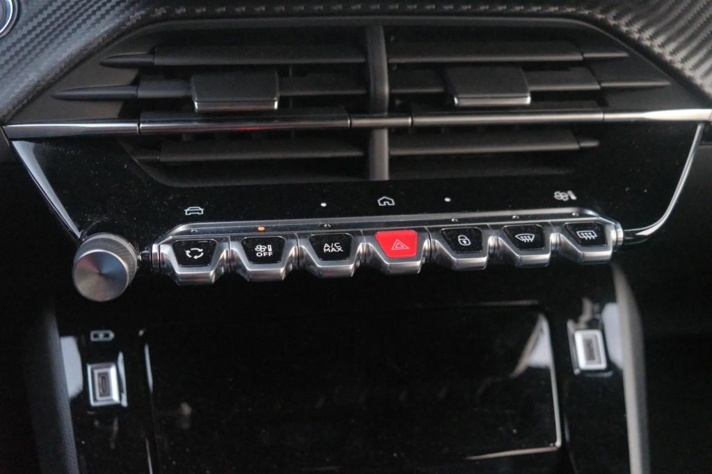 Peugeot 2008 1.2 PureTech 100pk Allure | App Connect | Keyless | Adaptive Cruise | Camera | Dodehoek | PDC afbeelding 19