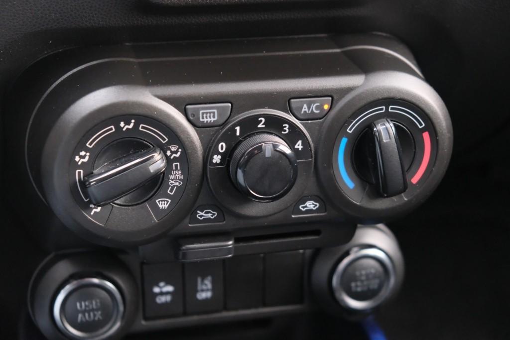 Suzuki Ignis 1.2 83pk Smart Hybrid Select | App Connect | Airco | Camera | Stoelverwarming | 16" velgen afbeelding 19