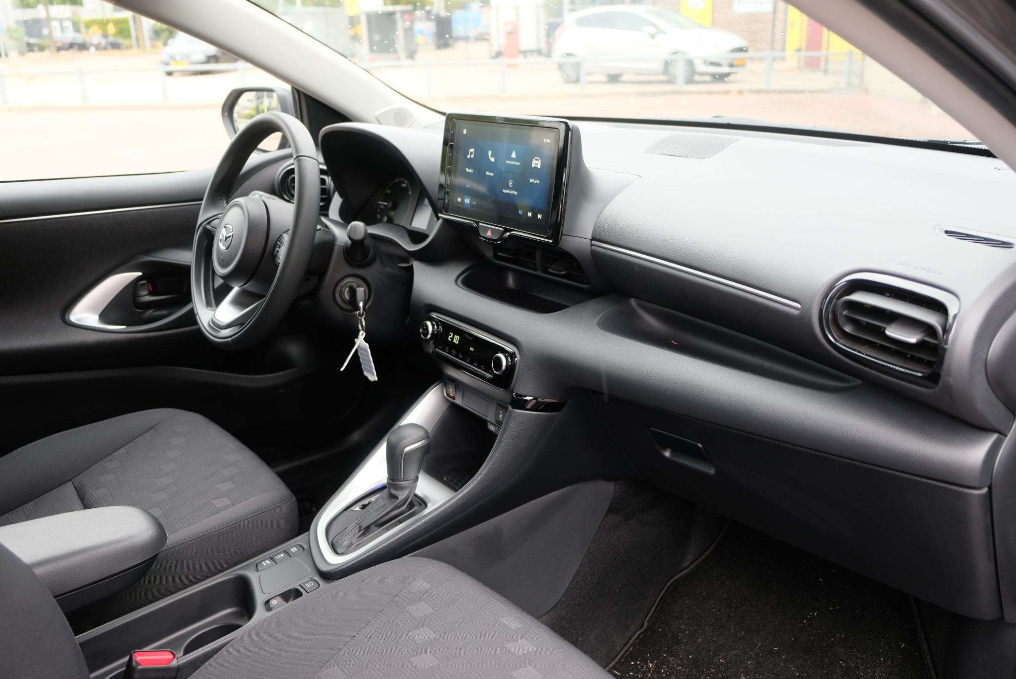 Mazda 2 Hybrid 1.5 116pk CVT Centre-line | App Connect | Climate | Adaptive Cruise | Camera | Stoelverwarming afbeelding 8