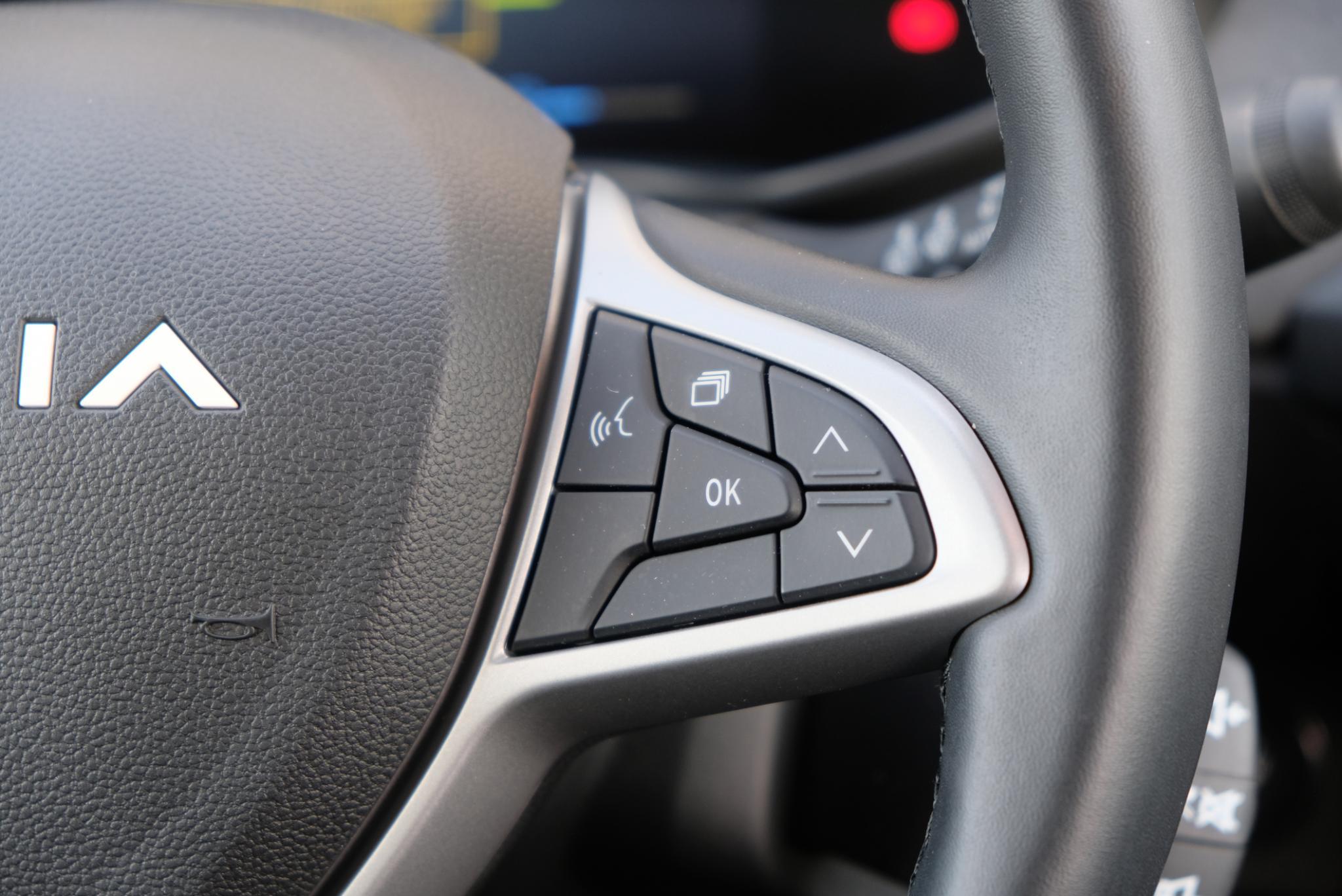 Dacia Jogger 1.6 Hybrid 140pk Aut. Extreme 7p. | Navi | App Connect | Climate | Cruise | Camera | Keyless | Blind Spot | PDC afbeelding 13