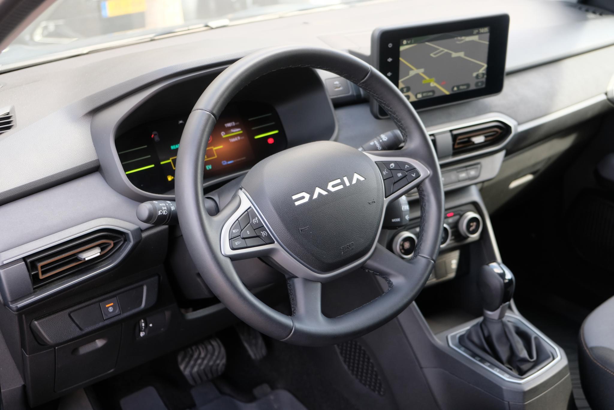 Dacia Jogger 1.6 Hybrid 140pk Aut. Extreme 7p. | Navi | App Connect | Climate | Cruise | Camera | Keyless | Blind Spot | PDC afbeelding 16