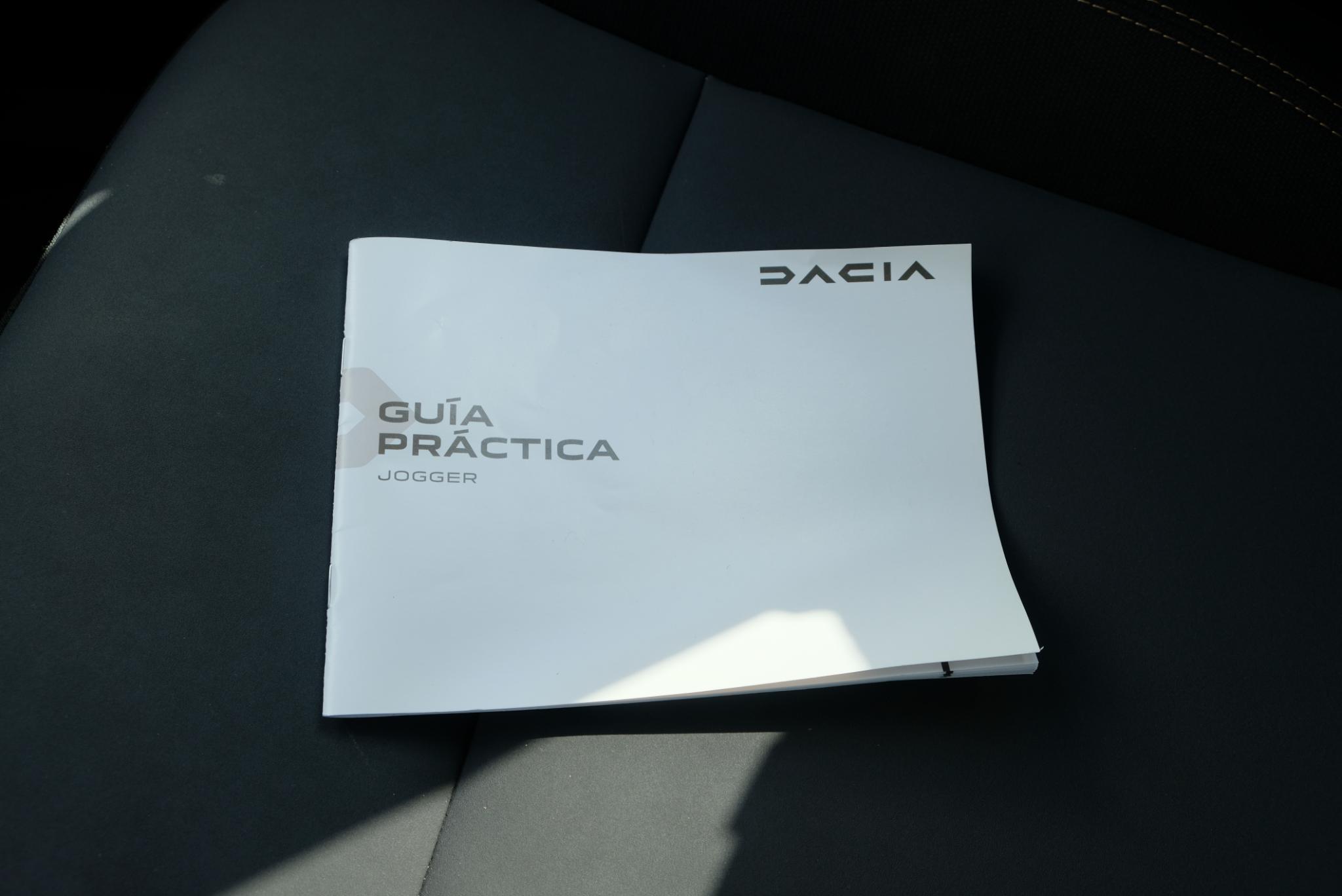 Dacia Jogger 1.6 Hybrid 140pk Aut. Extreme 7p. | Navi | App Connect | Climate | Cruise | Camera | Keyless | Blind Spot | PDC afbeelding 20