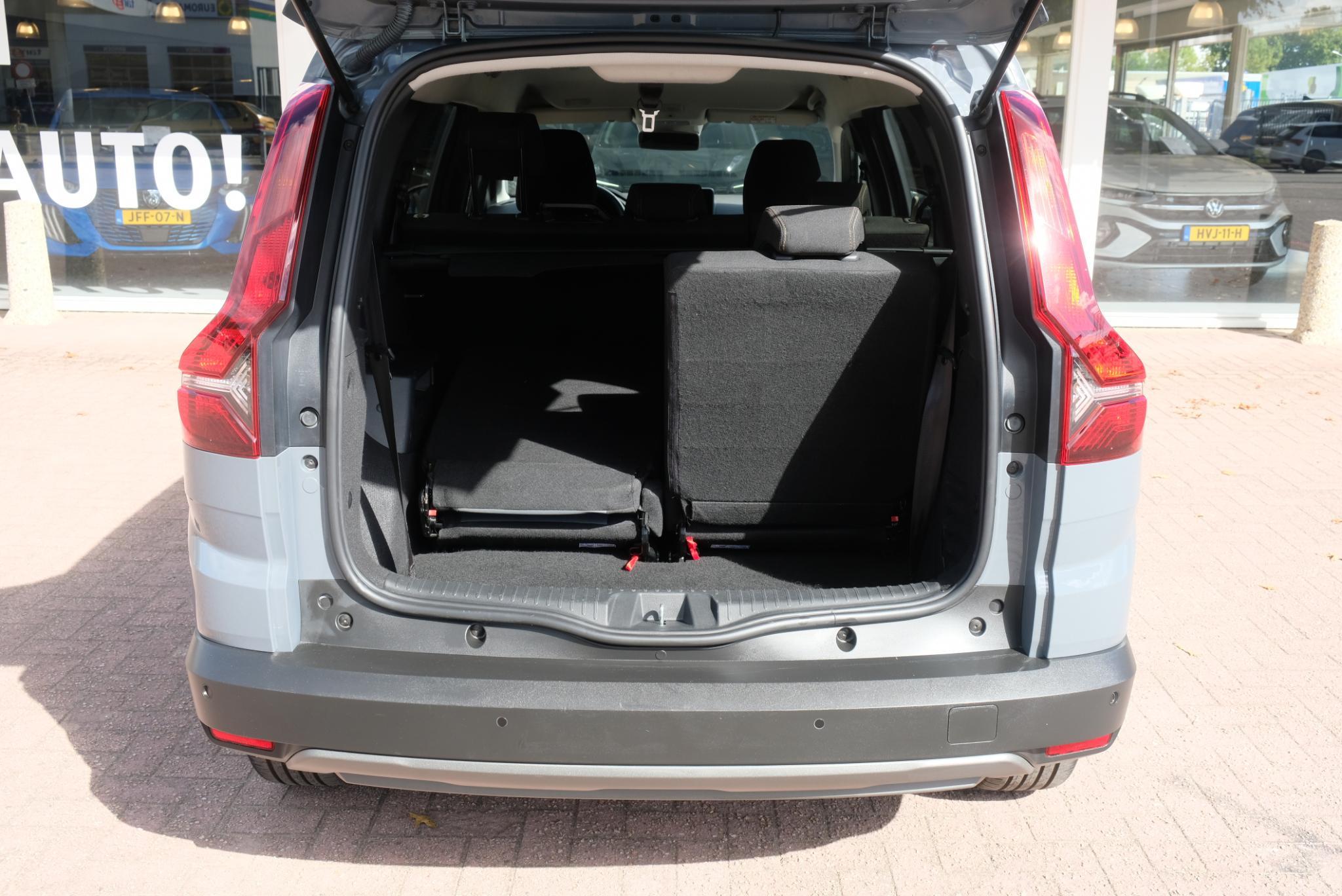 Dacia Jogger 1.6 Hybrid 140pk Aut. Extreme 7p. | Navi | App Connect | Climate | Cruise | Camera | Keyless | Blind Spot | PDC afbeelding 22