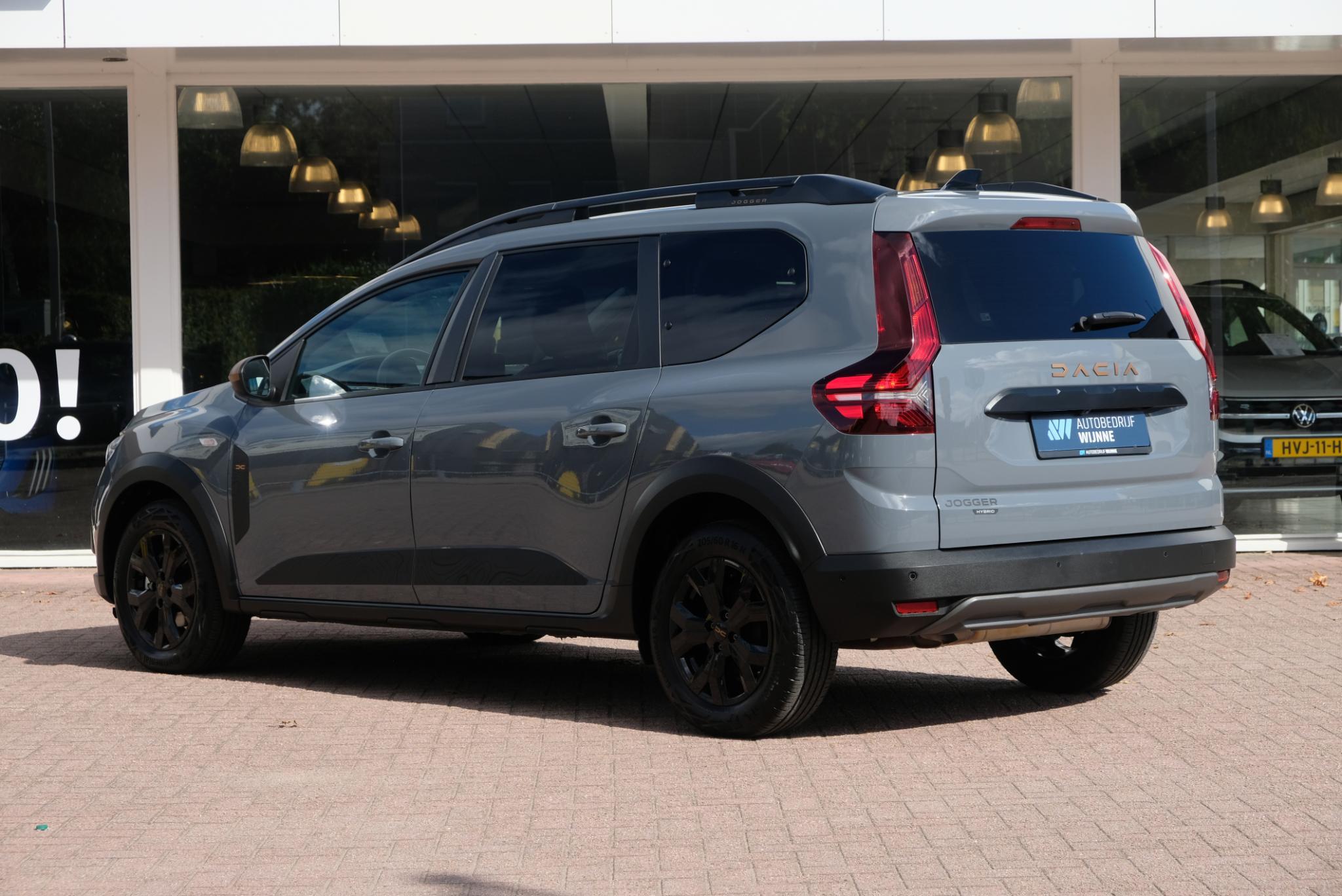 Dacia Jogger 1.6 Hybrid 140pk Aut. Extreme 7p. | Navi | App Connect | Climate | Cruise | Camera | Keyless | Blind Spot | PDC afbeelding 23