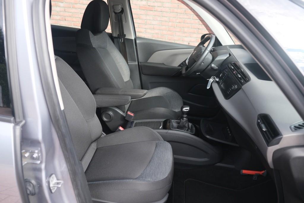 Citroën Grand C4 Spacetourer 1.2 PureTech 130pk Feel 7 Persoons | Navi | Climate | Cruise | Camera | PDC afbeelding 4