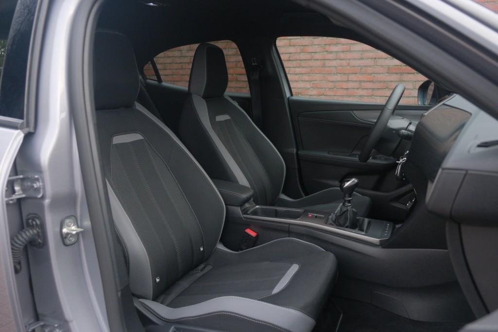 Opel Mokka 1.2 Turbo 100pk GS | Nieuw Model ! | App Connect | Climate | Cruise | Camera | PDC | Winter Pakket afbeelding 5