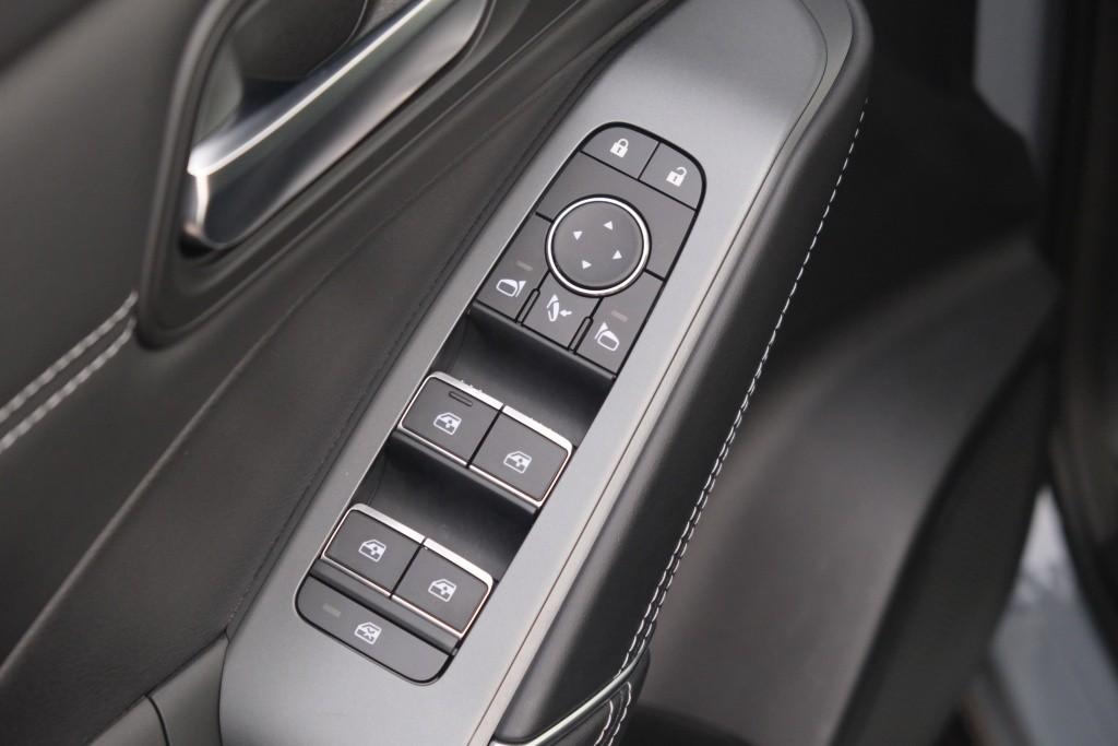 Nissan QASHQAI 1.3 MHEV 158pk Xtronic N-Connecta | Navi | App Connect | Adaptive Cruise | Keyless | 360° Camera | Elektrische Achterklep | Cold Pack afbeelding 26