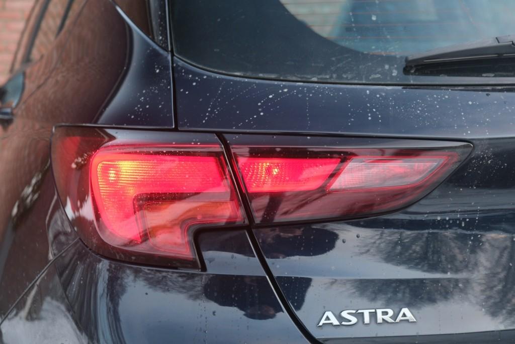 Opel Astra 1.0 Turbo 105pk 5-drs Online Edition | Navi | App Connect | Climate | Cruise | PDC | Trekhaak afbeelding 28