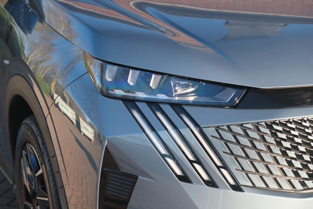 Peugeot 5008 1.2 Hybrid 145pk e-DCS6 GT 7 Persoons | Navi | App Connect | Climate | Adaptive Cruise | Camera | Keyless | Stoelverwarming | PDC afbeelding 2