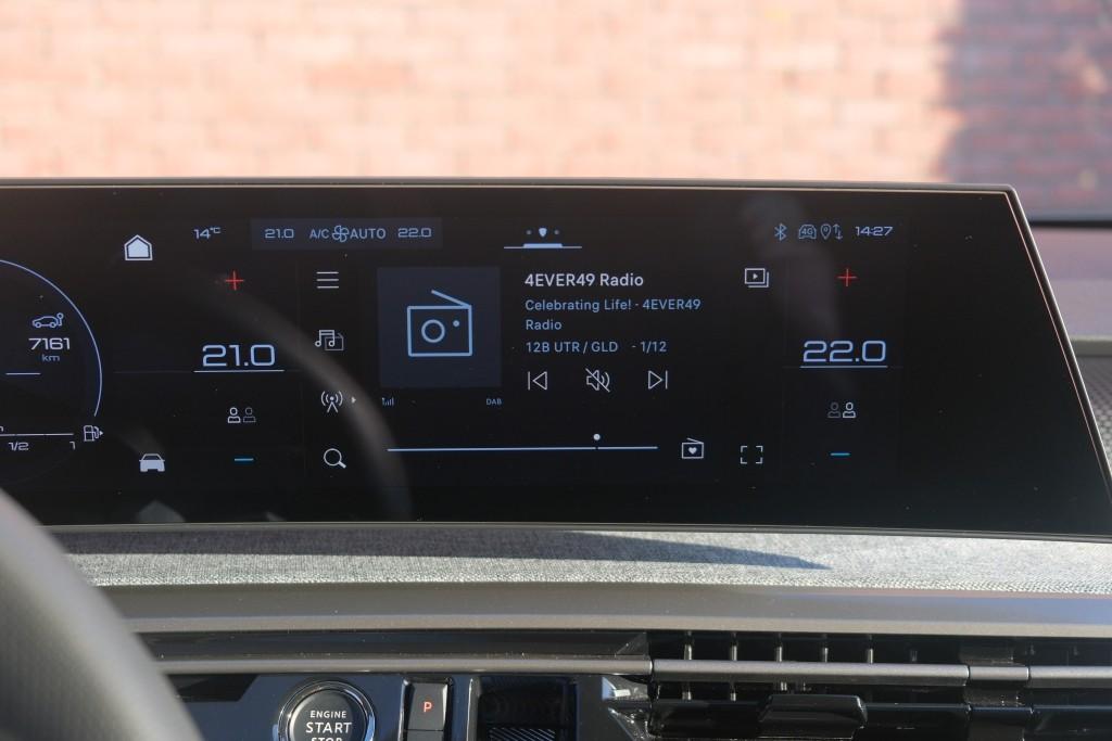 Peugeot 5008 1.2 Hybrid 145pk e-DCS6 GT 7 Persoons | Navi | App Connect | Climate | Adaptive Cruise | Camera | Keyless | Stoelverwarming | PDC afbeelding 15