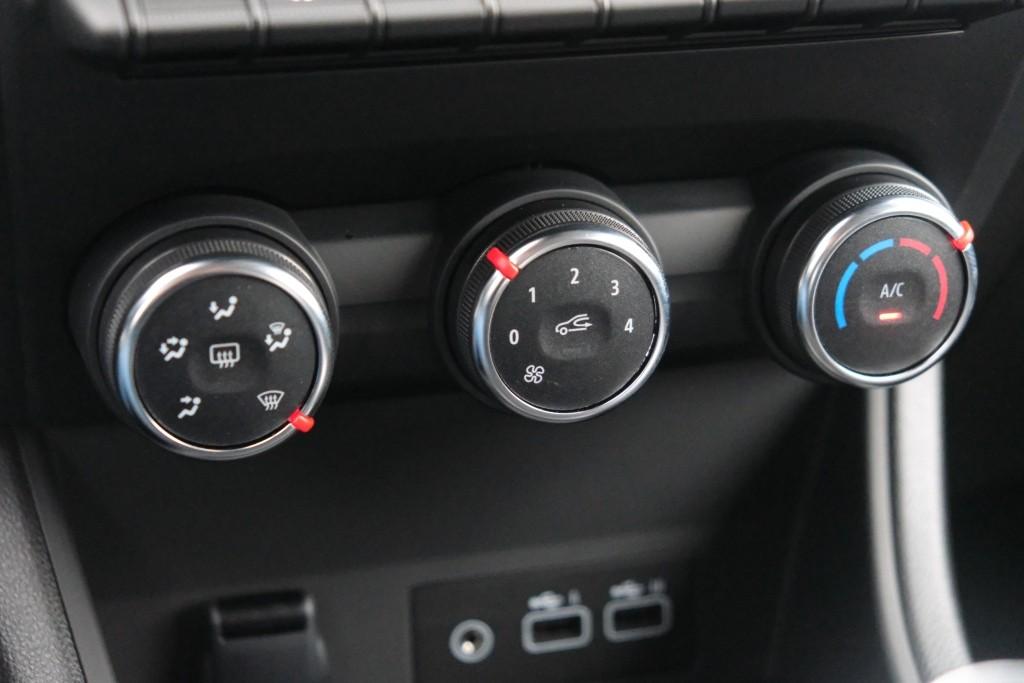 Renault Captur 1.0 TCe 90pk equilibre | App Connect | Airco | Cruise | DAB | Metallic afbeelding 17