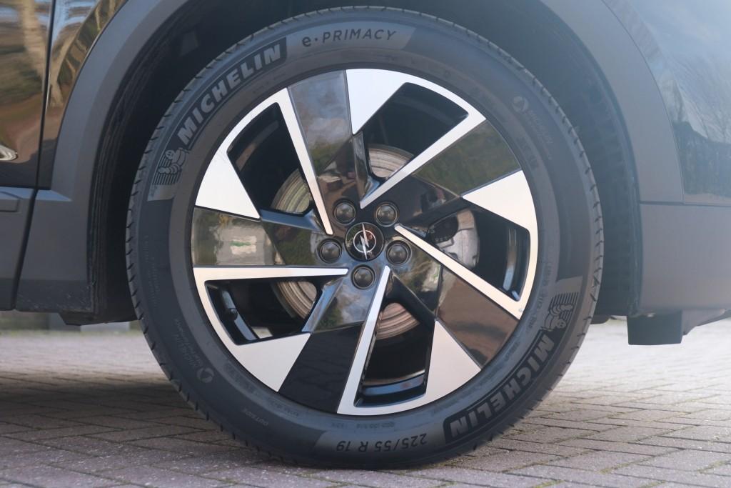 Opel Grandland 1.2 Turbo Hybrid 145pk GS | Navi | App Connect | Adaptive Cruise | Keyless | 360° Camera | Head-up Display | Matrix LED | Winter Pakket afbeelding 28