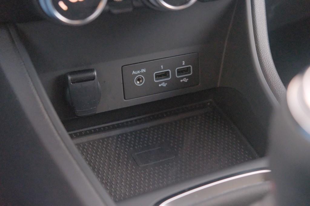 Renault Captur 1.0 TCe 90pk Intens | Navi | App Connect | Climate | Cruise | Keyless | Camera | PDC afbeelding 24