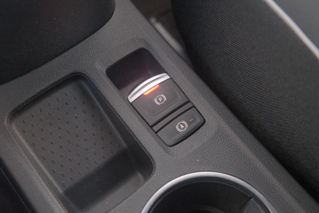 Renault Captur 1.0 TCe 90pk Intens | Navi | App Connect | Climate | Cruise | Keyless | Camera | PDC afbeelding 25