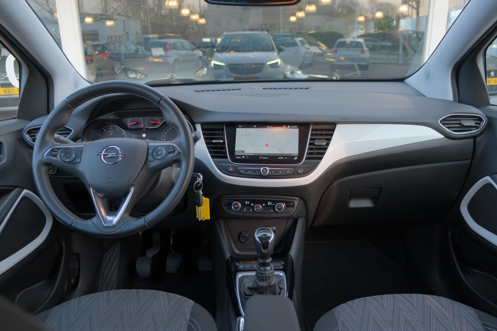 Opel Crossland X 1.2 Turbo 110pk Edition 2020 | Navi | Climate | Camera | PDC | Trekhaak | App Connect | 15" velgen afbeelding 2