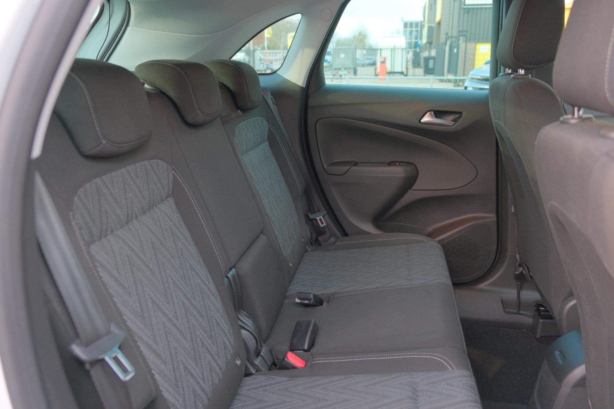 Opel Crossland X 1.2 Turbo 110pk Edition 2020 | Navi | Climate | Camera | PDC | Trekhaak | App Connect | 15" velgen afbeelding 10