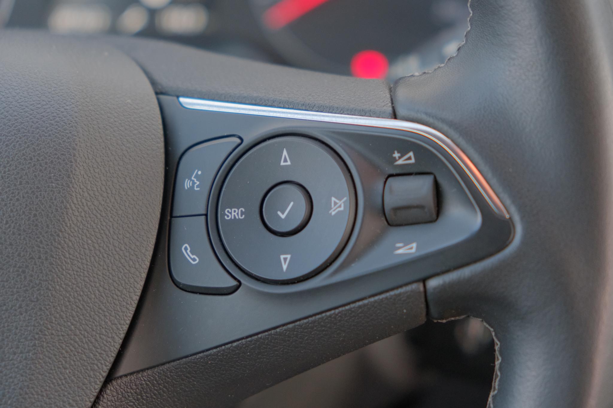 Opel Crossland X 1.2 Turbo 110pk Edition 2020 | Navi | Climate | Camera | PDC | Trekhaak | App Connect | 15" velgen afbeelding 16