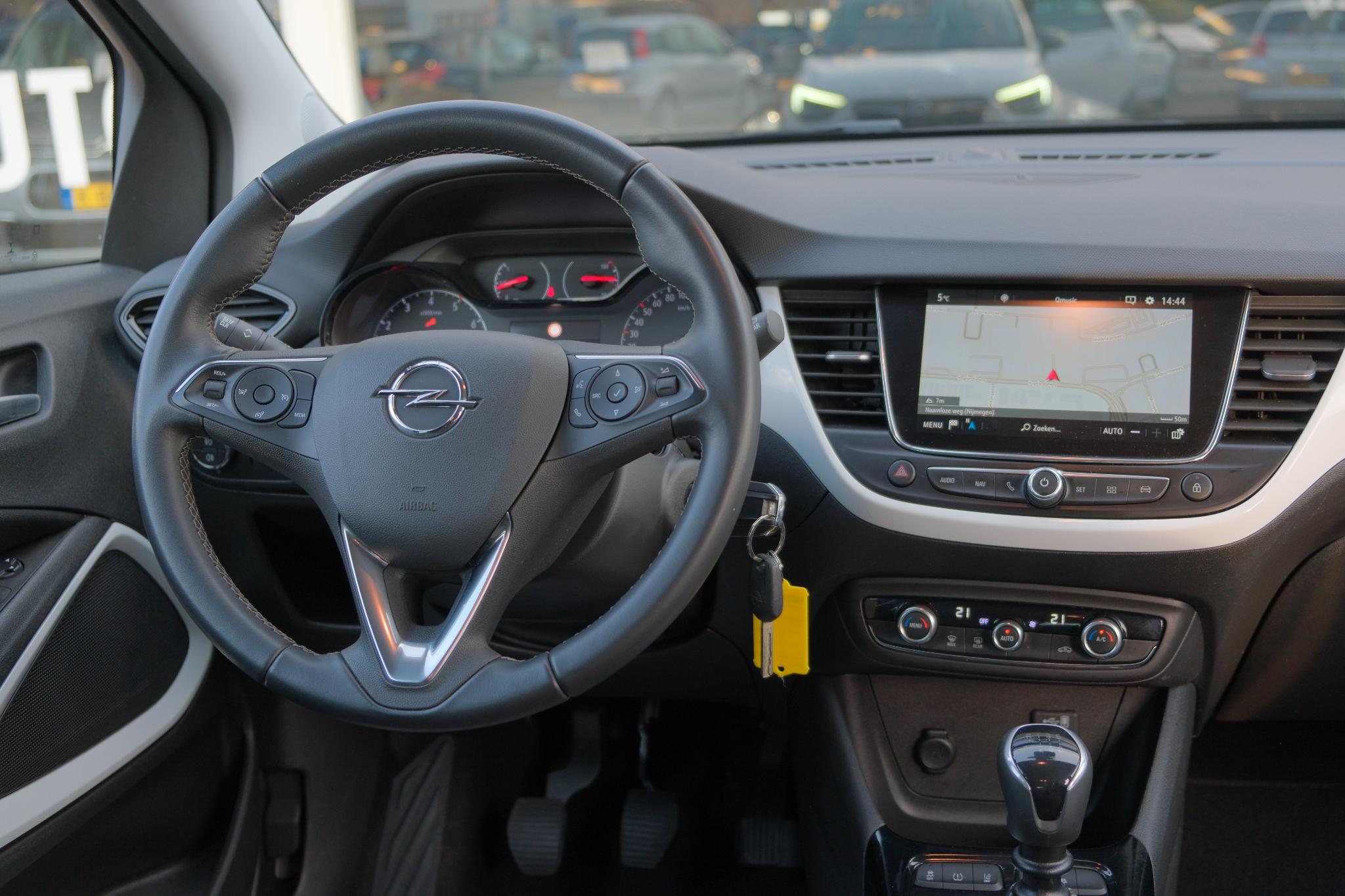 Opel Crossland X 1.2 Turbo 110pk Edition 2020 | Navi | Climate | Camera | PDC | Trekhaak | App Connect | 15" velgen afbeelding 6