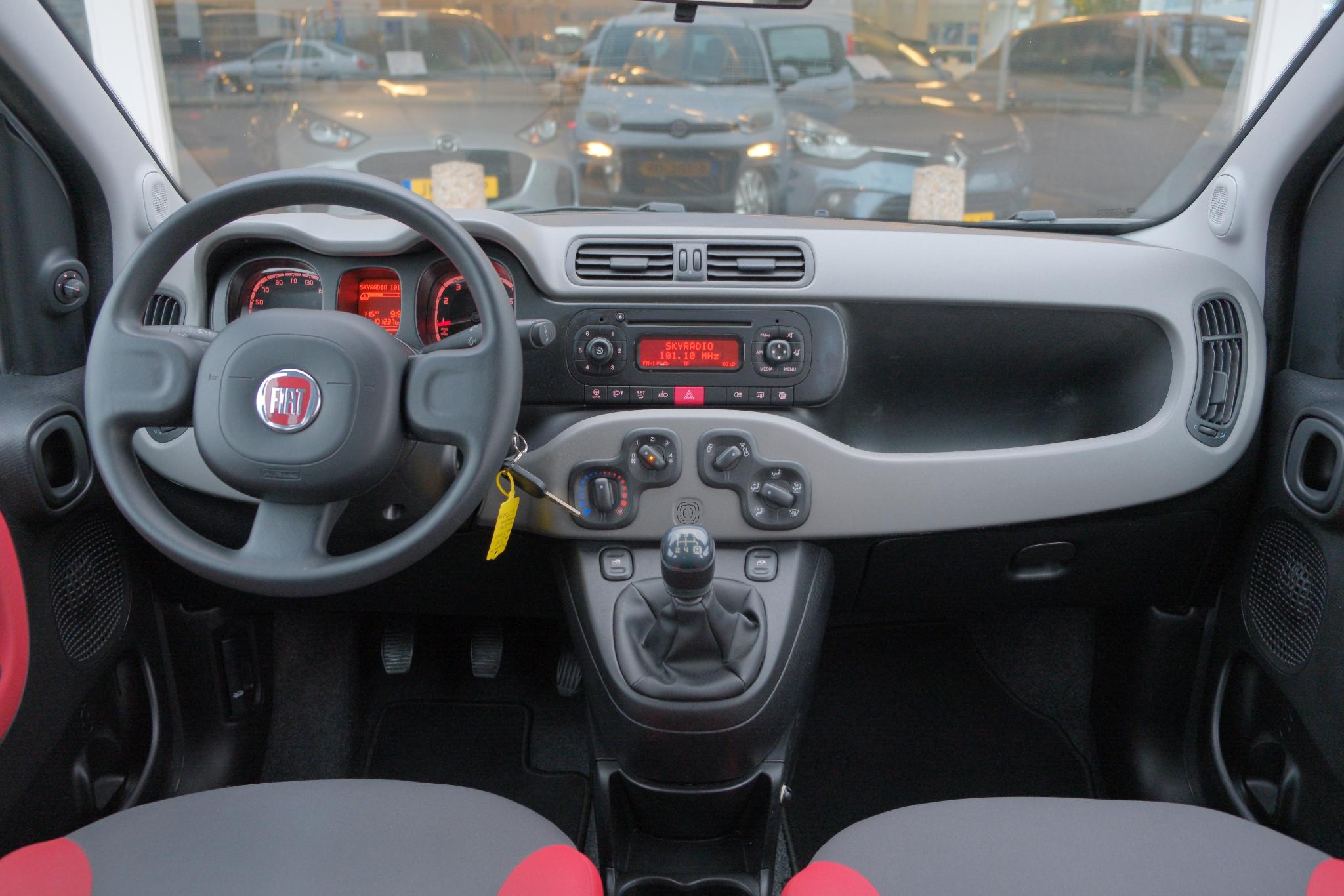 Fiat Panda 0.9 TwinAir 65pk Edizione Cool | Airco | Radio-CD | Elektr. Ramen afbeelding 2