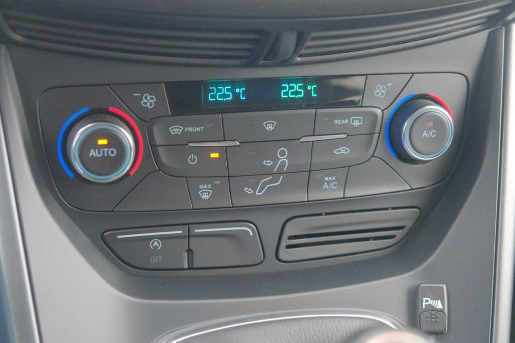 Ford Kuga 1.5 EcoBoost 120pk Trend Ultimate | Navi | Climate | Cruise | Camera | Keyless | Trekhaak afbeelding 23