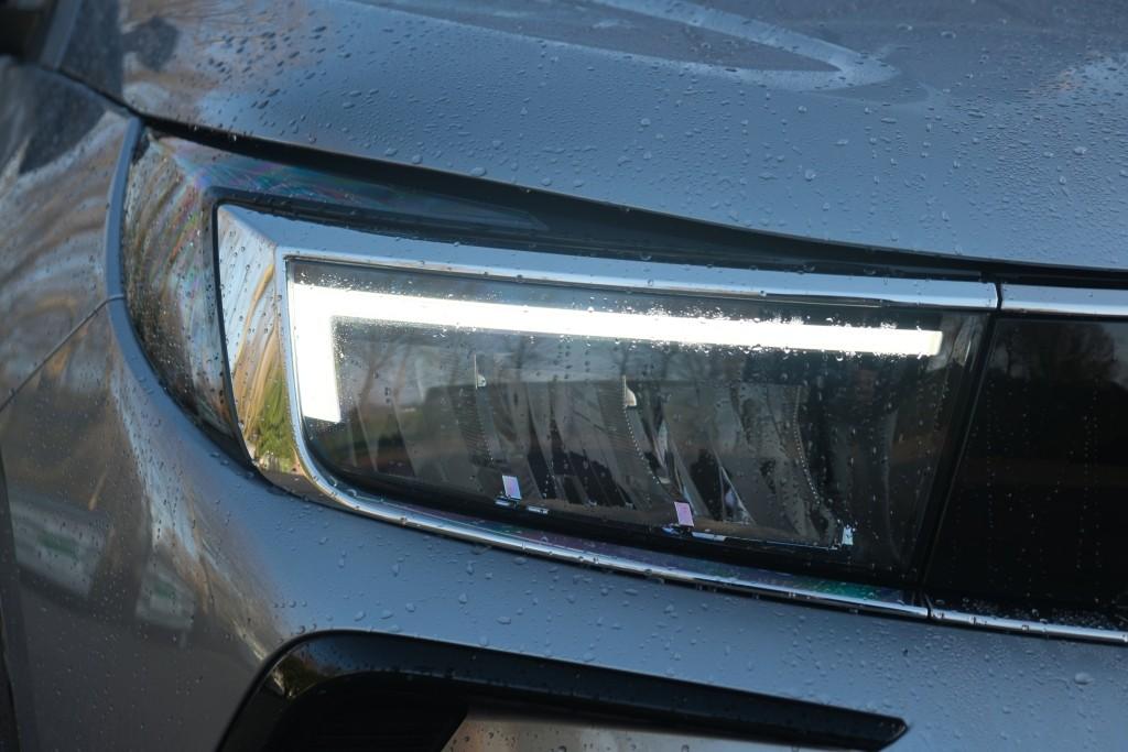 Opel Grandland 1.2 Turbo 130pk GS | App Connect | Climate | Cruise | Camera | PDC | Trekhaak afbeelding 2