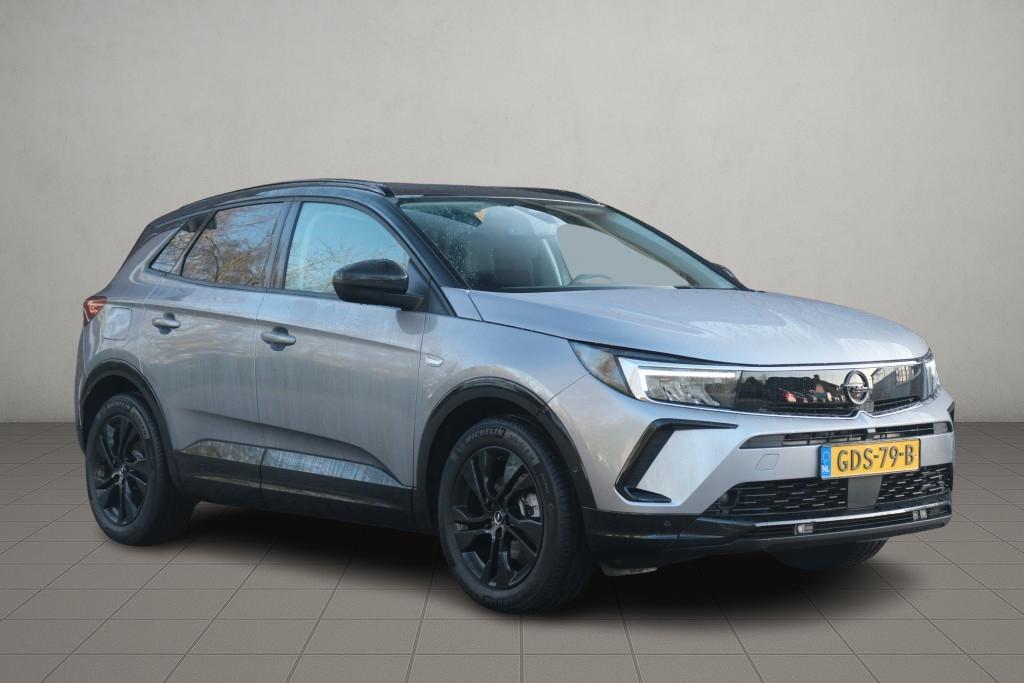 Opel Grandland 1.2 Turbo 130pk GS | App Connect | Climate | Cruise | Camera | PDC | Trekhaak afbeelding 1