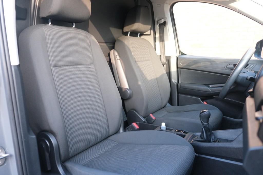 Volkswagen Caddy Cargo 2.0 TDi 102pk L1H1 Style | Navi | App Connect | Airco | Cruise | PDC | Trekhaak afbeelding 5