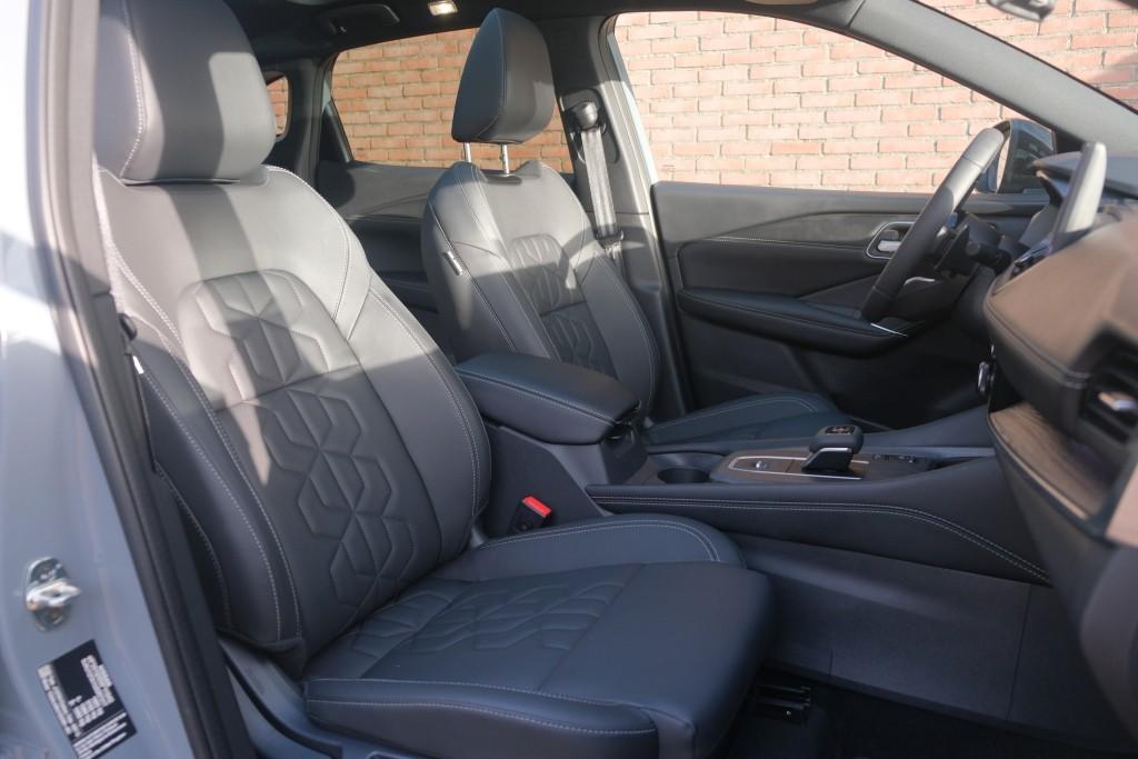 Nissan QASHQAI 1.3 MHEV 158pk Xtronic Tekna | Navi | Adaptive Cruise | 360° Camera | Leder | Head-up Display | Panoramadak | Keyless | Cold Pack afbeelding 5