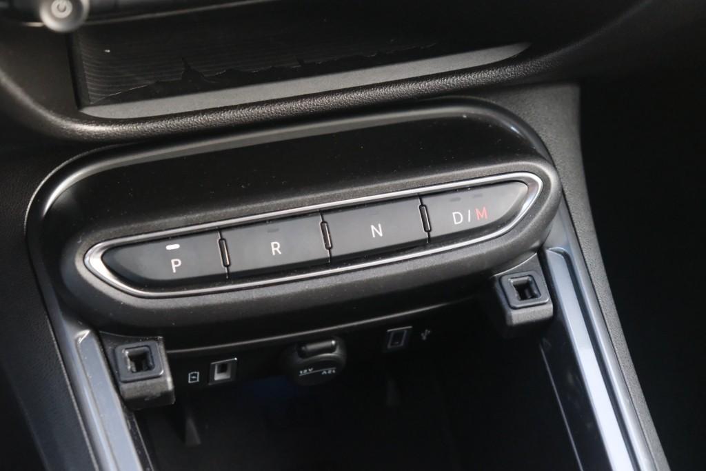 Fiat 600 1.2 Hybrid 110pk DCT6 La Prima | Navi | App Connect | Adaptive Cruise | Climate | Keyless | Camera | Leder | Elektrische Achterklep afbeelding 19